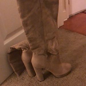 Beige suede boots